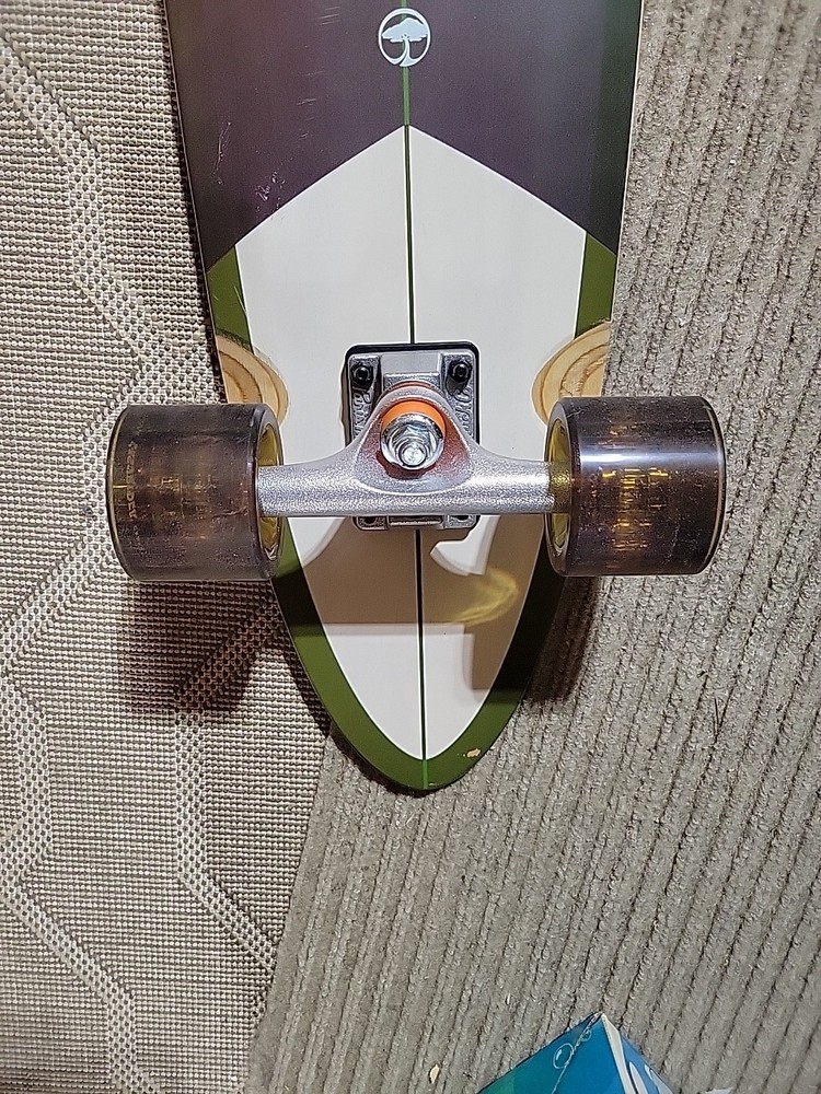 Arbor Skateboard
