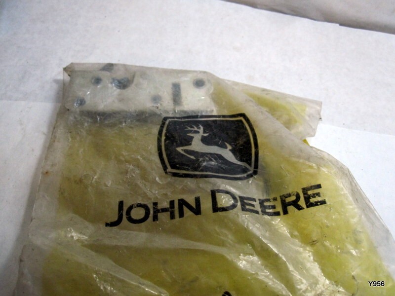 John Deere Latch, Rotary Single Jaw Hold Open AT315290