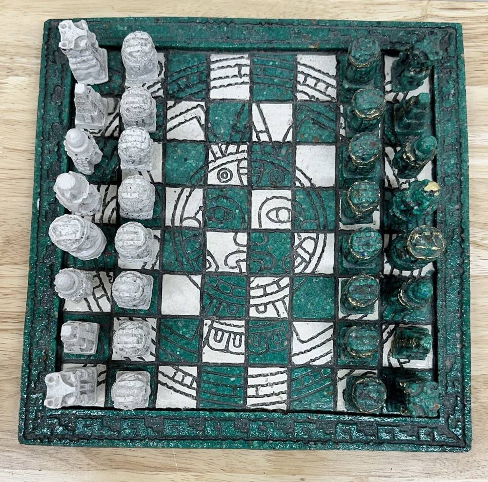 Aztec Chess Set Green White Board 10x10