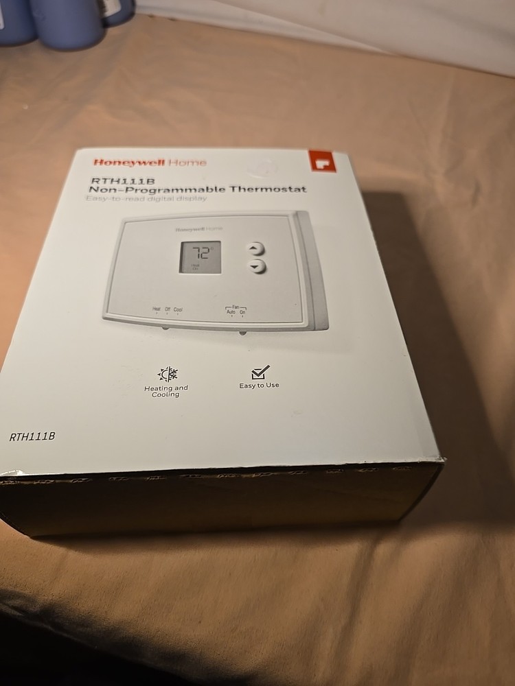 Honeywell RTH111B1024 Digital Non-Programmable Thermostat - White