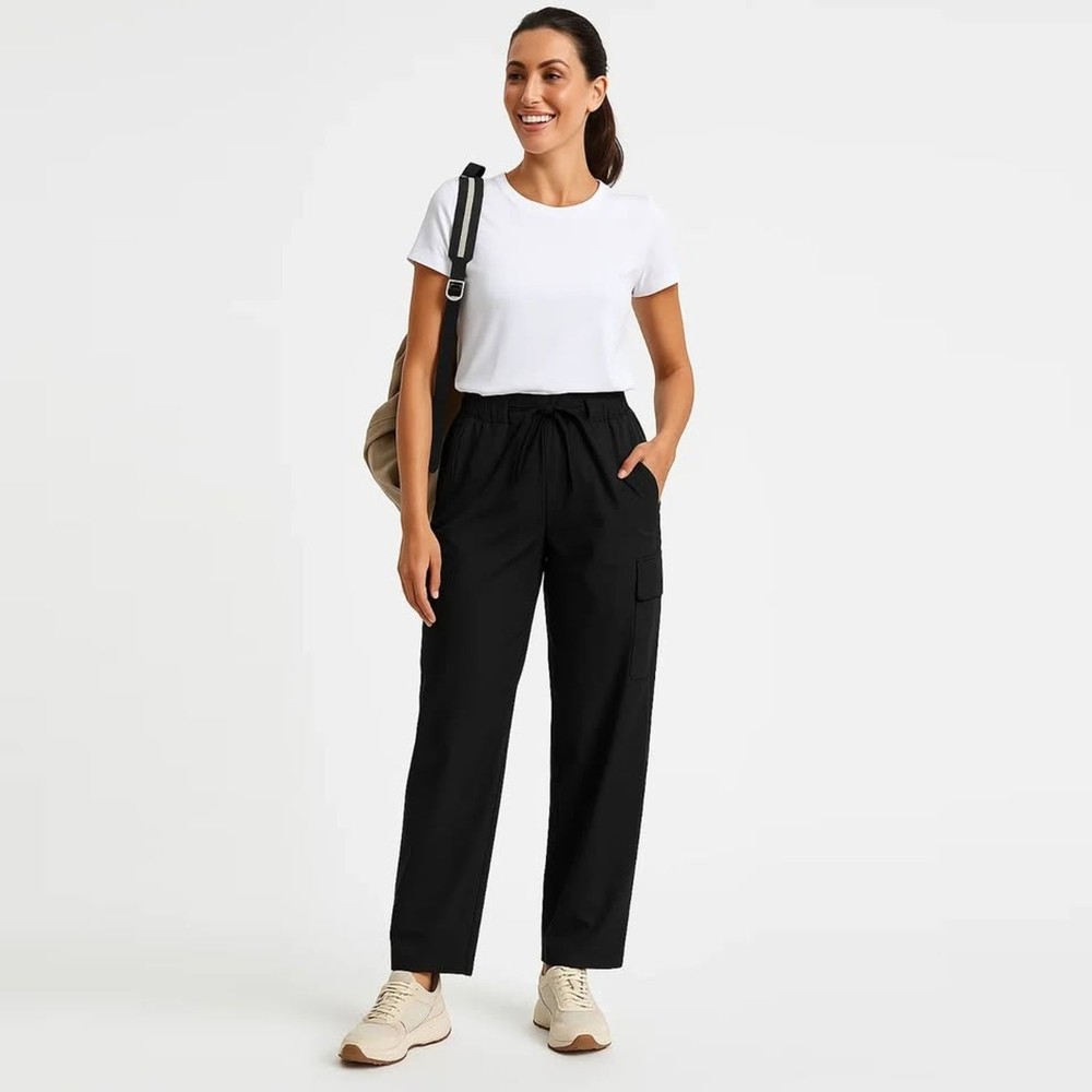 L/XL Women's Cargo Jogger Pants, NWT