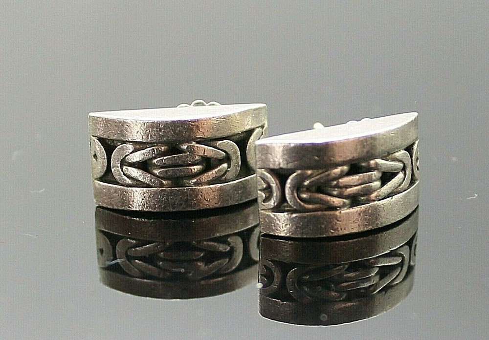 LOIS HILL DELICATE VINTAGE STERLING SILVER POST EARRINGS