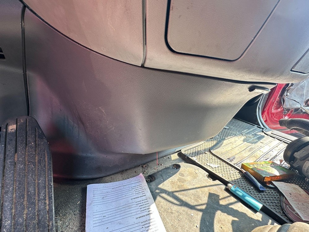 2013-2027 Peterbilt 579 KICK Dash Panel - Used