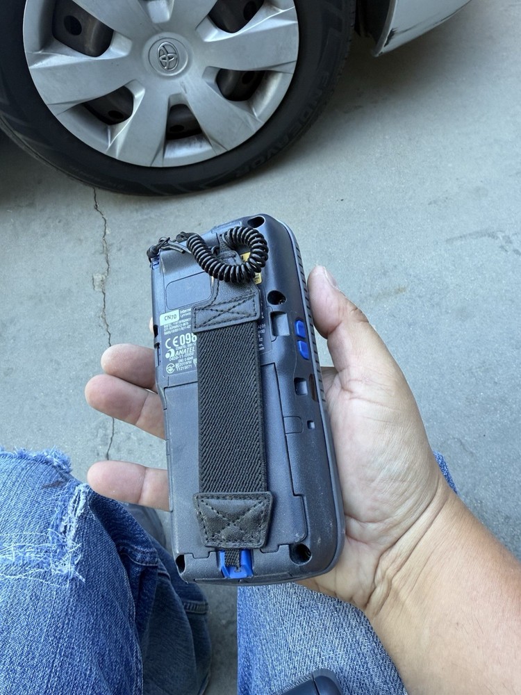 Intermec CN70e Mobile Computer Barcode Scanner with Cradle 1002UU01 with charger