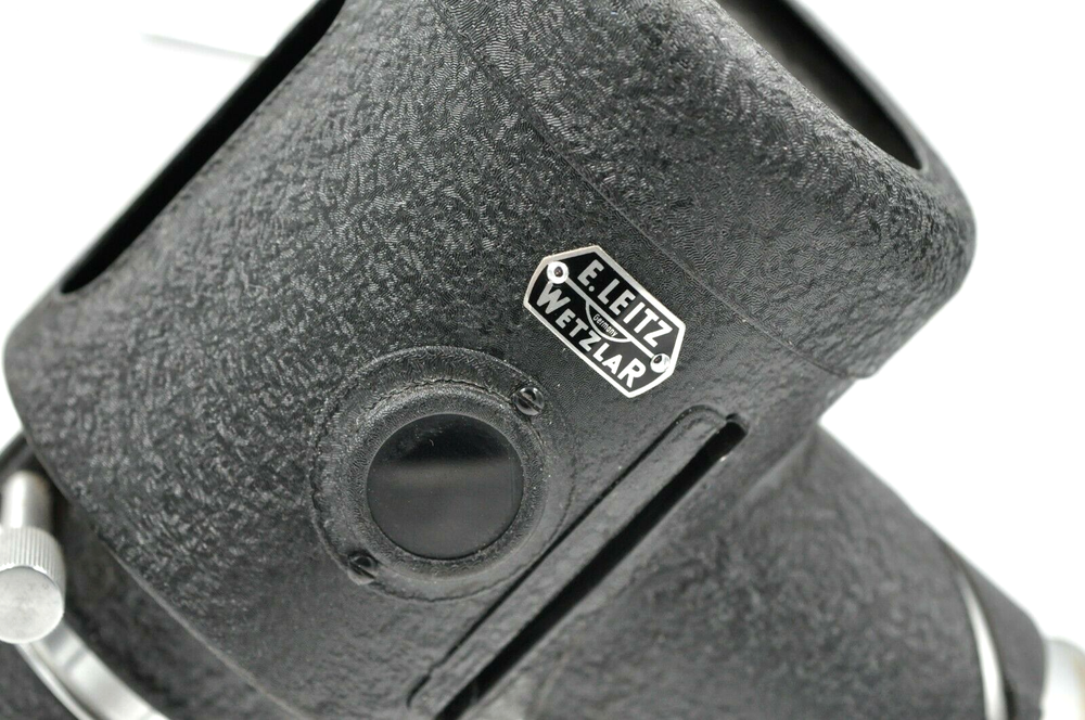 LEITZ TABLETOP ILLUMINATOR "MINT". ANTIQUE