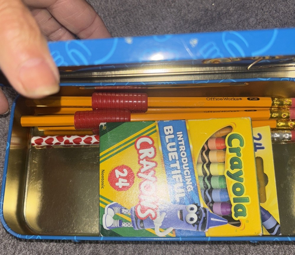 Winnie the Pooh Tin pencil box case