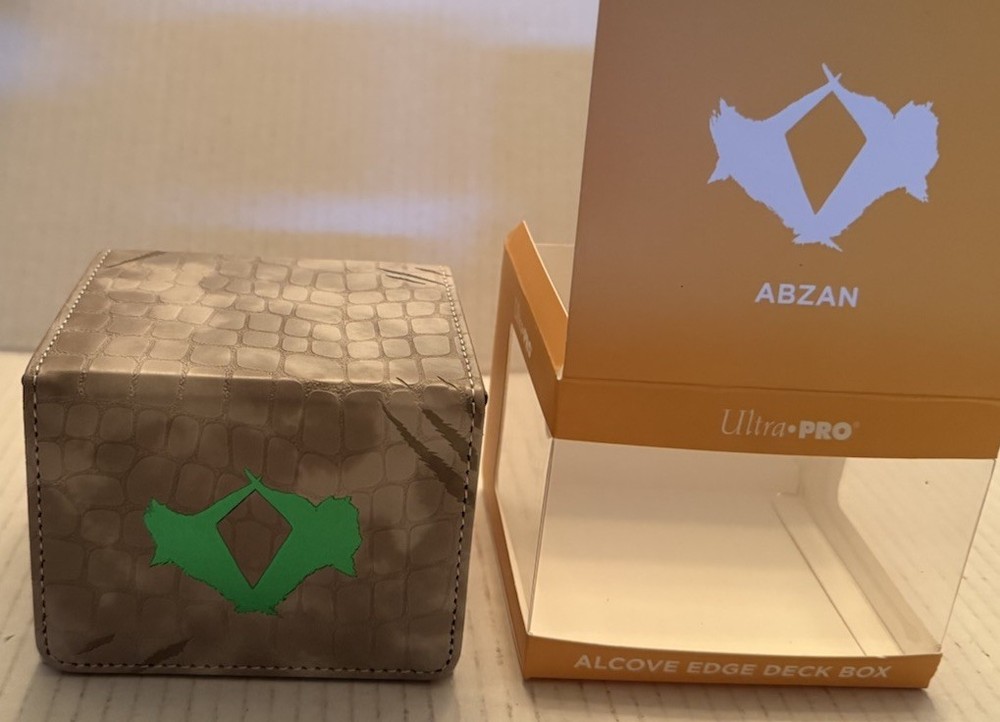 Ultra Pro Alcove Edge Deck Box