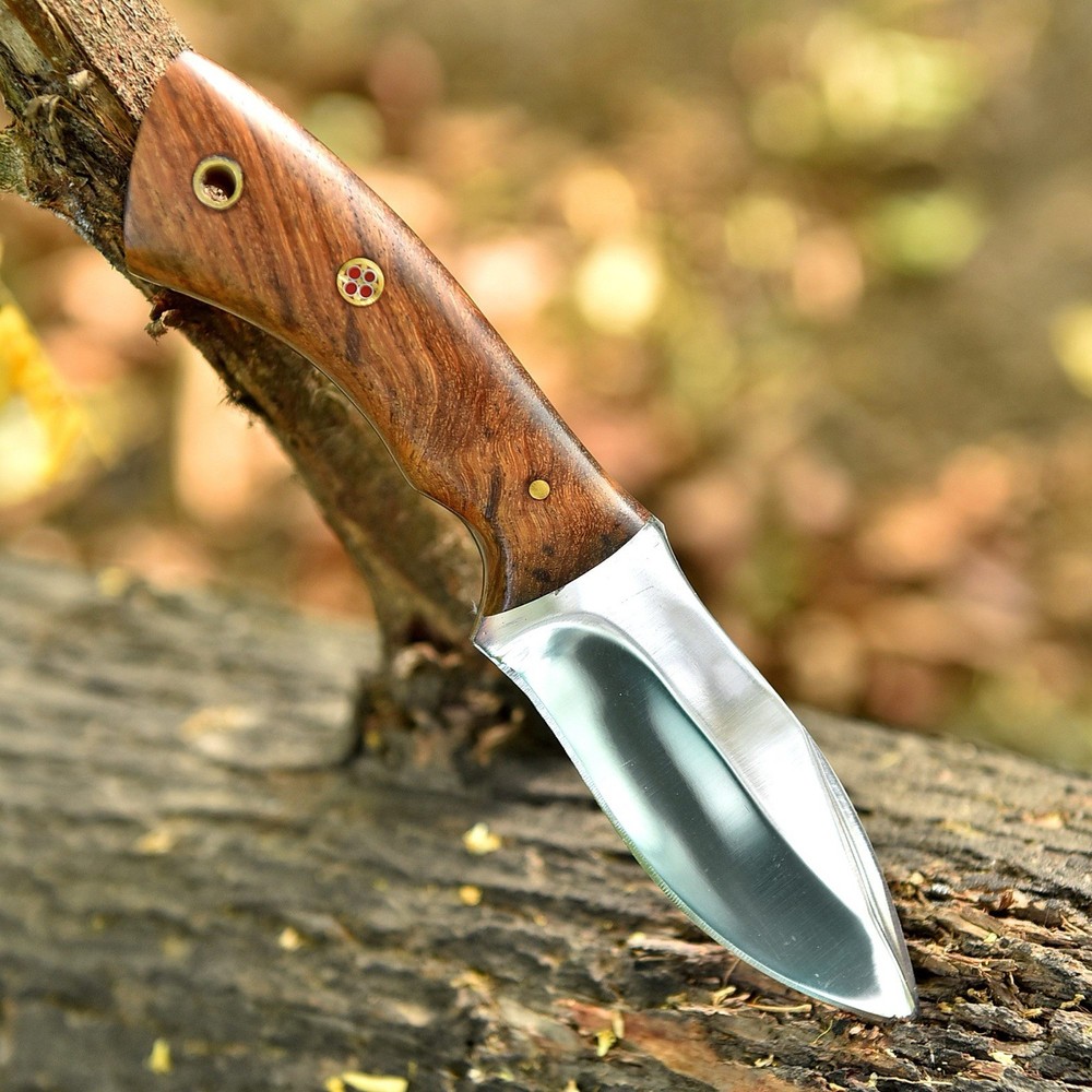 Custom Handmade Fixed Blade Skinner knife - Wood Handle - Pancake Sheath