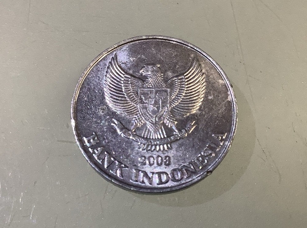 Indonesia 200 Rupiah 2003 Circulated