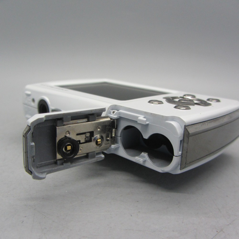 Luminox Cybersnap Digital Camera 9.0MP White Tested