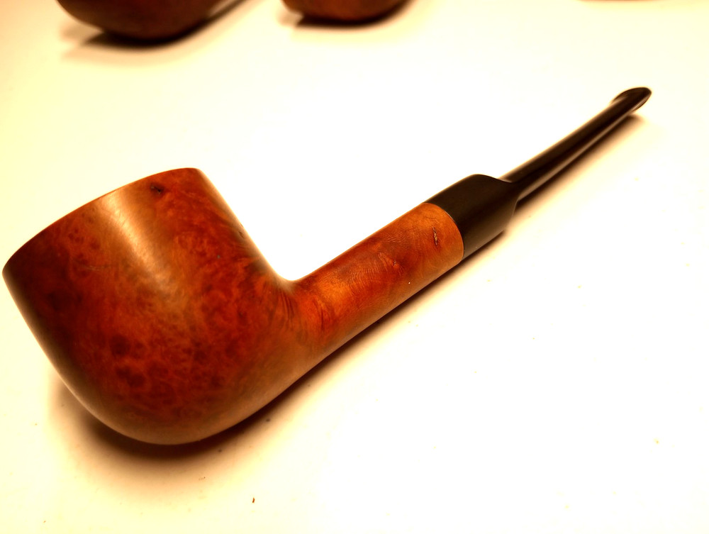 Vintage Unmarked Lovat Body Style Variant Smoking Pipe Saddle Stem Nice Looking!