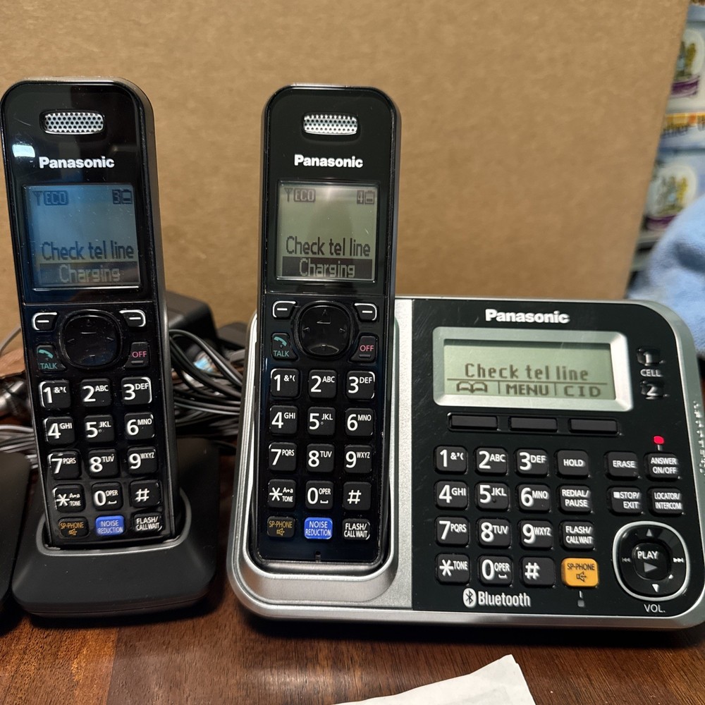 Panasonic KX-TG7871 Link2Cell Phone System w/ 4-Handsets