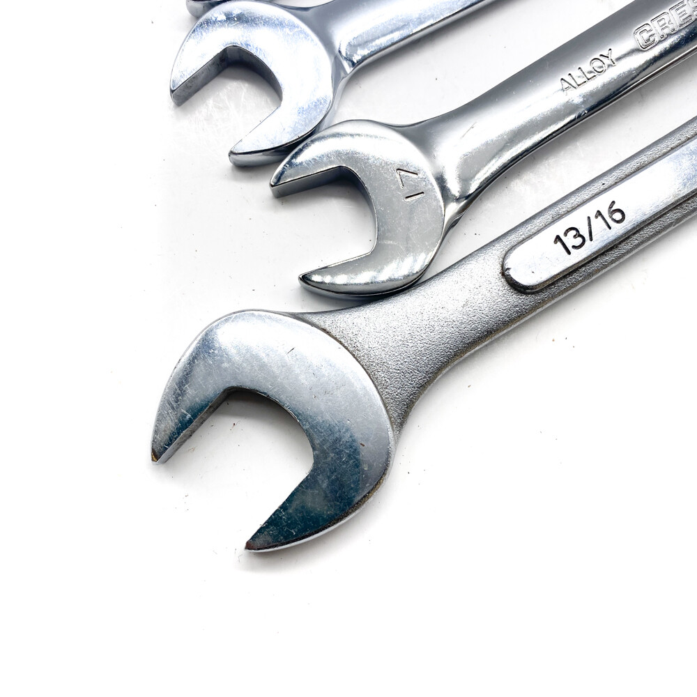 5 Pc Crescent CCW28, Titan 60018 and Assorted Combination Wrench Set