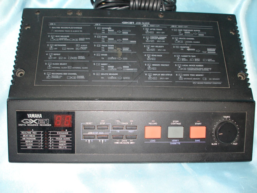 Yamaha QX21 Digital Sequence Recorder Vintage (Read)
