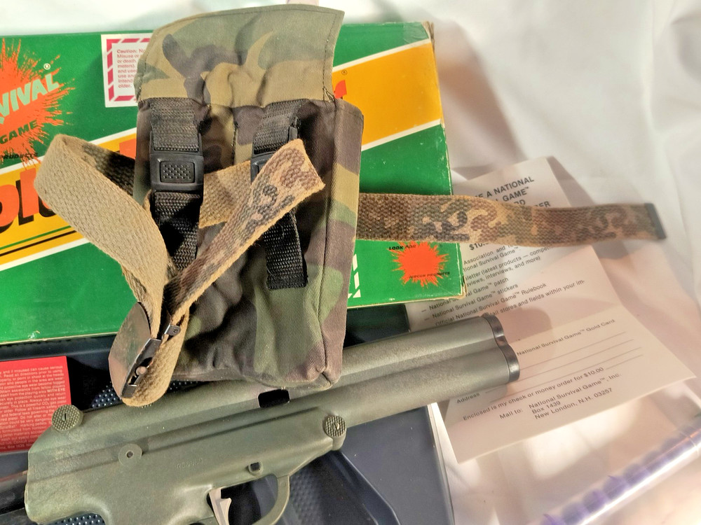 VINTAGE SPLATMASTER PAINTBALL GUN