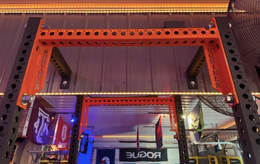 Sorinex | 8ft Wall Mounted Half Rack