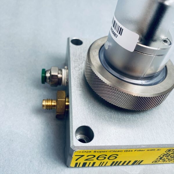 Restek Super-Clean Gas Filter with Single Position Base