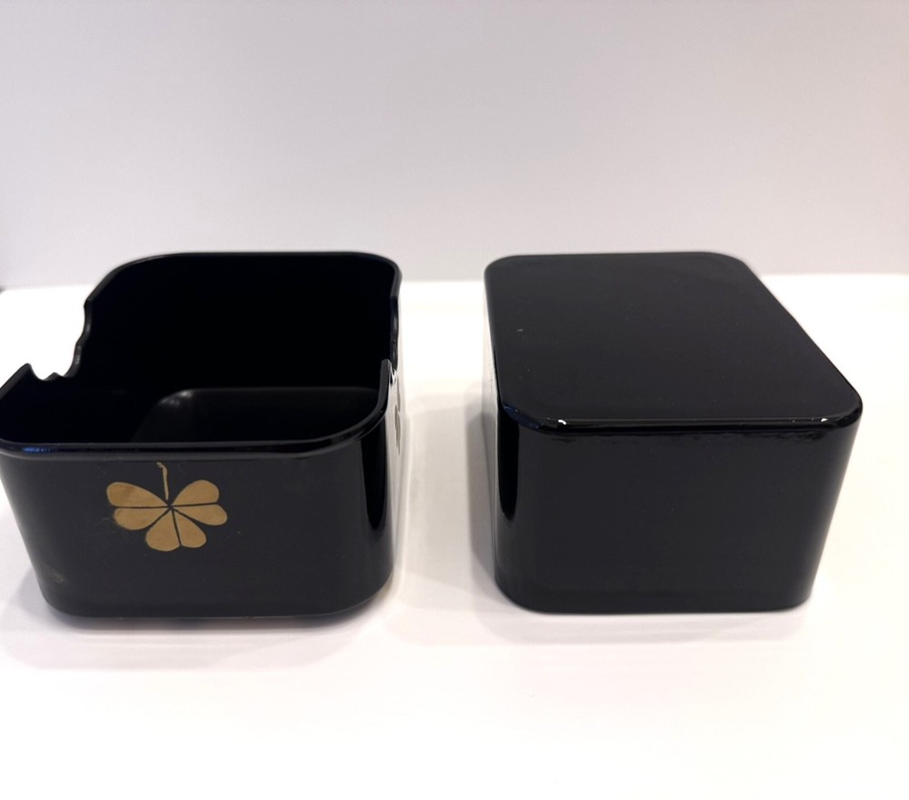 Japanese Lacquer ware container Accessories Case Box Clover design