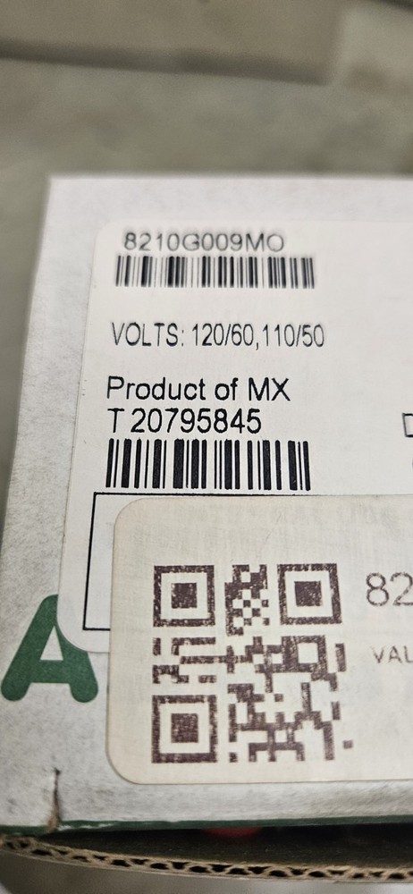 REDHAT 8210G009MO Solenoid Valve with ManualOperator,Brass