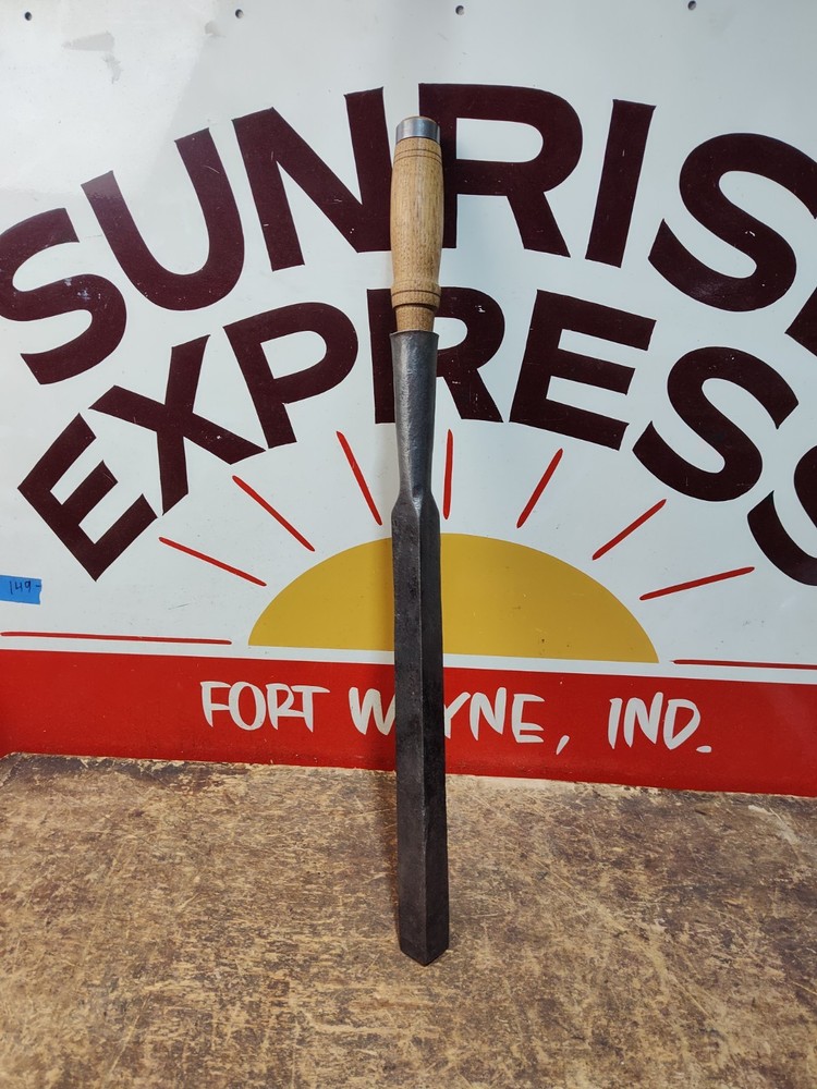 Early Unmarked 1" Socket Corner Chisel Timber Frame Shipwright Timberframe