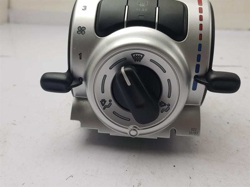 2007 SMART FORTWO COUPE HEATER CONTROL PANEL ASSEMBLY A4518200197