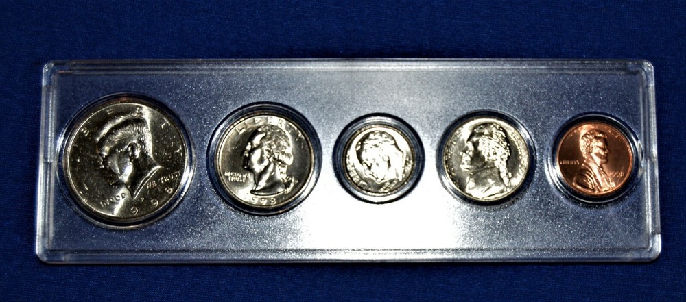 1998 Birth Year Set   Includes Kennedy Half Dollar YS 239