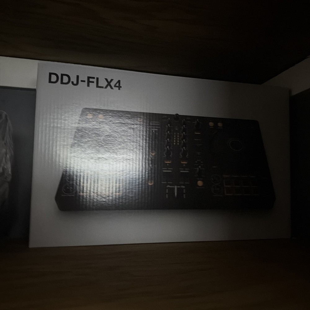 Pioneer DJ DDJ-FLX4 Controller