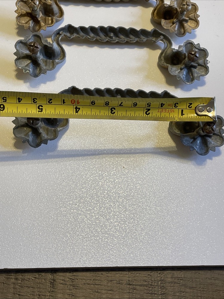 Vintage Flower 14 Flower Drawer Knobs Pulls