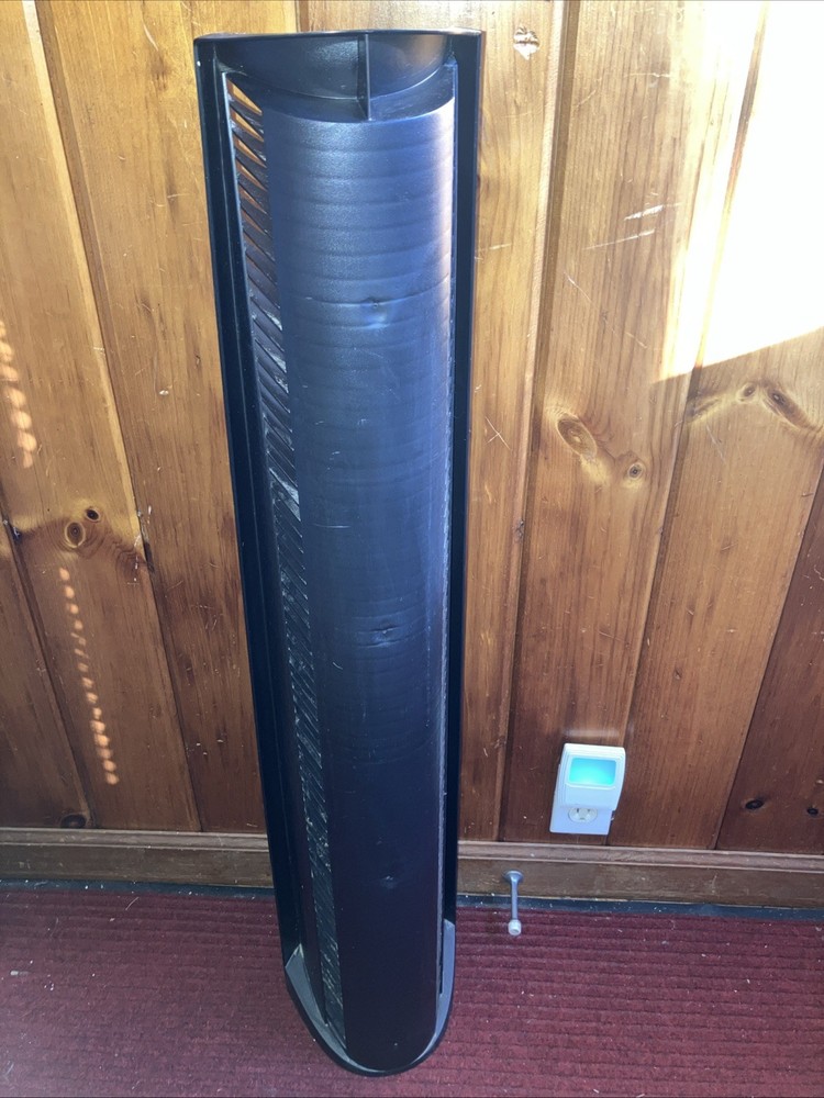 LASERLINE 70 CD Storage Tower Rack 38” Black Y2K