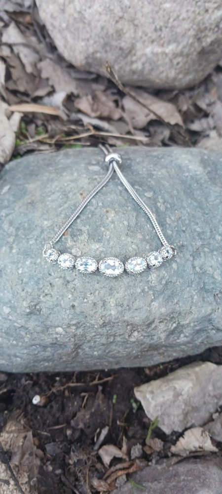 Sky Blue Topaz 2.90ctw Bolo Braclet . Beautiful