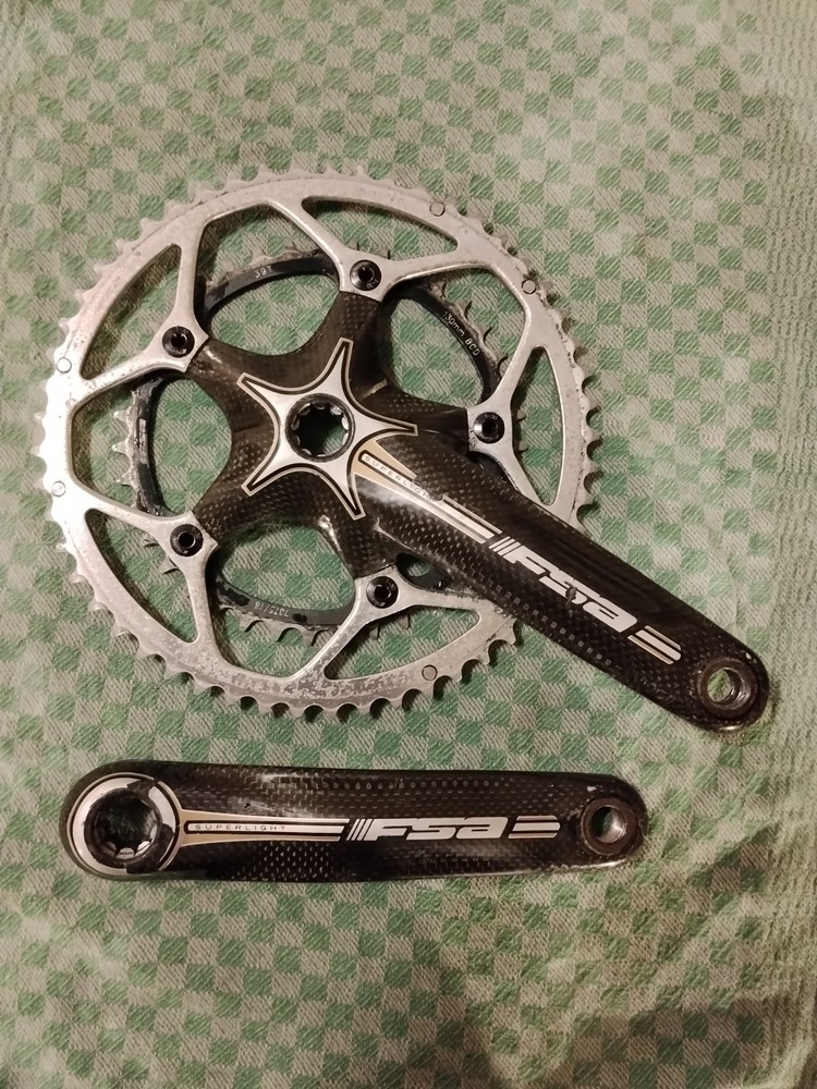 FSA SUPERLIGHT Carbon Crankset