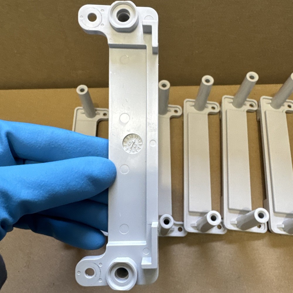 Alaris PC Display Retainer Assembly Lot Of 8