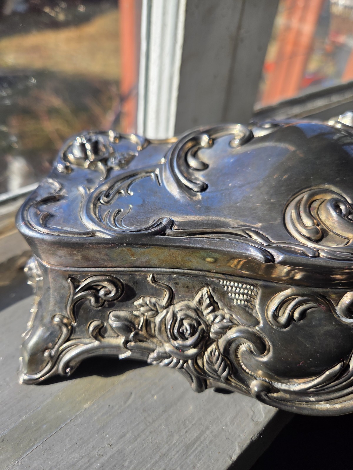 Vintage Wallace Silverplated Art Nouveau Jewelry Musicbox 1950-1960s Coffin Shap