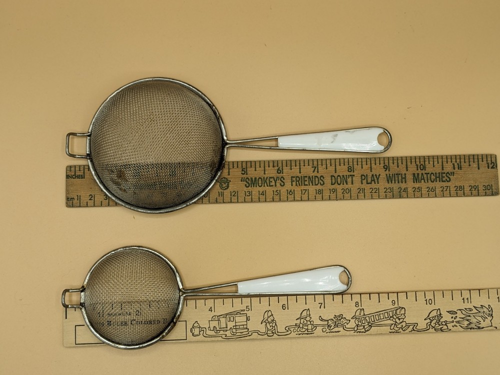 Vintage Fackelmann Sieve Screen Strainer Set Of 2 Diff Diameter Wire Mesh Basket