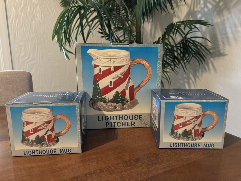 Beachcombers Light House Pitcher 2 Mugs 2005 Red White In Boxes