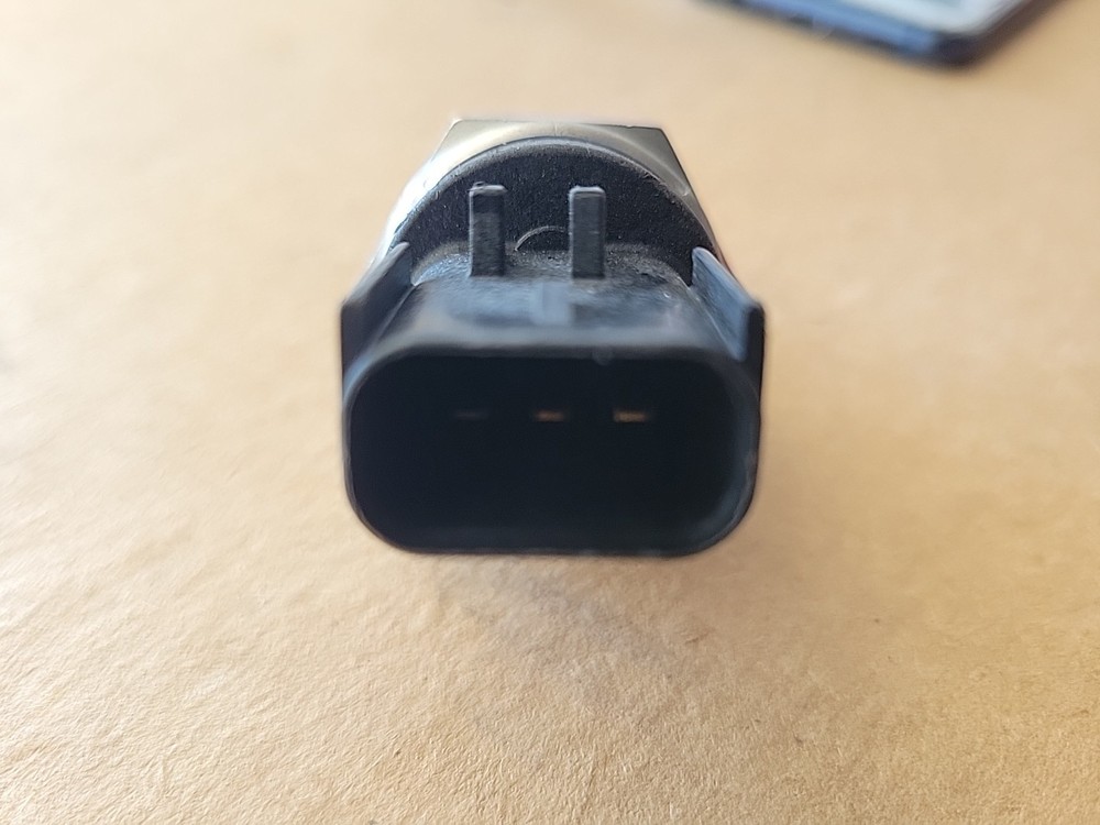 P232081 Donaldson Pressure Transducer