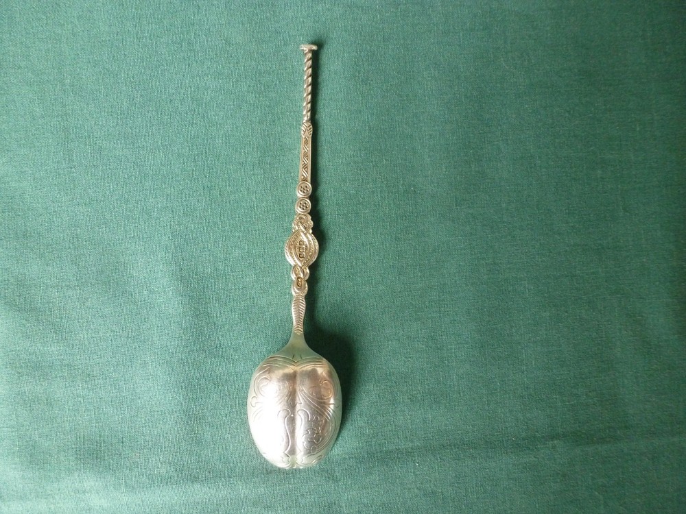Vintage Sterling Silver Coronation Spoon 4 1/4"