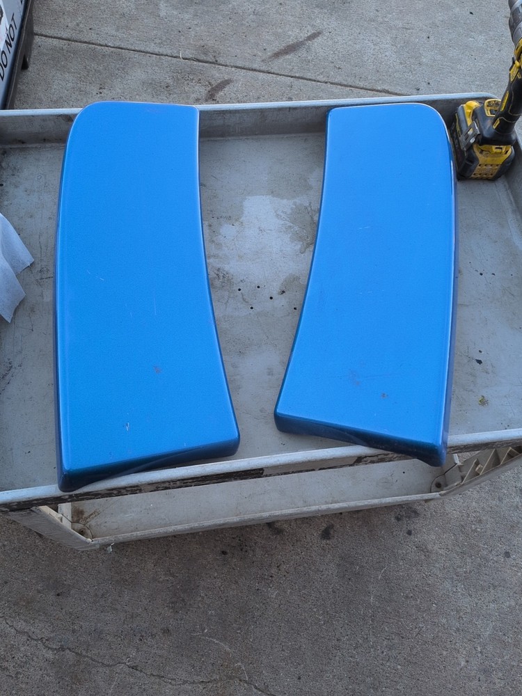 Peterbilt 389 Cowl Pair Galaxy Blue Metallic