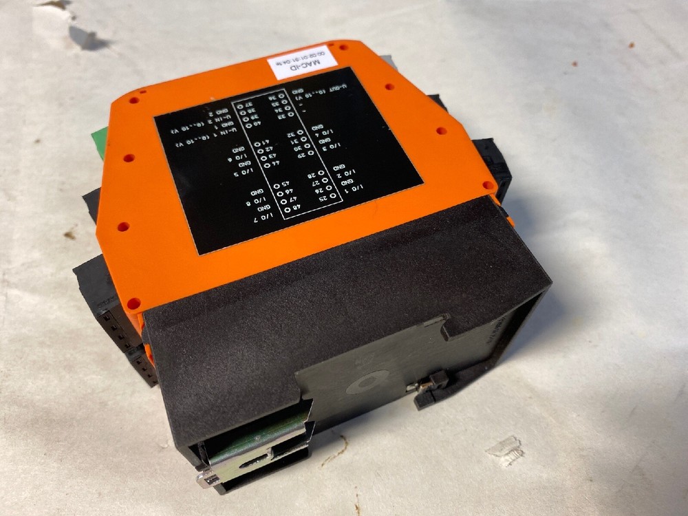 IFM EFECTOR 800 Vibration Diagnostic Sensor Controller VSE100 FAST SHIPPING