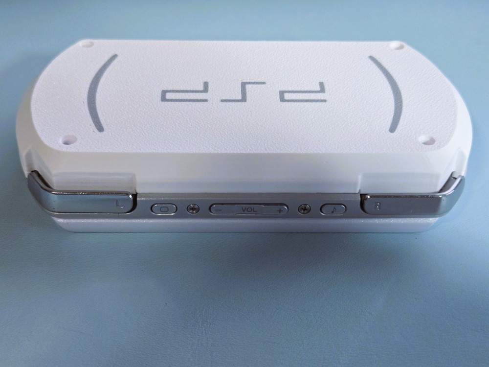 PSP Go Replacement Expanded Back Battery Cover (Blue and Silver)