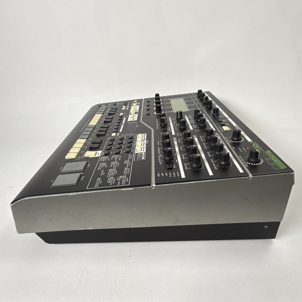 Yamaha RS7000 Sequencer Sampler Groovebox w/ 128MB Card READ DESCRIPTION