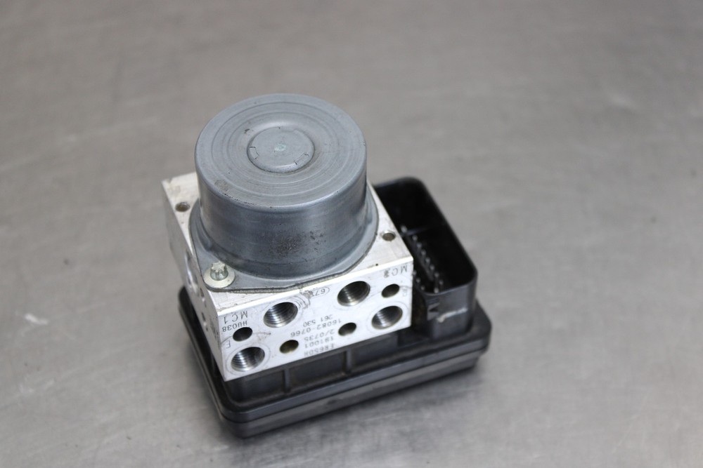 17-23 KAWASAKI NINJA 650 EX650 ABS PUMP UNIT MODULE