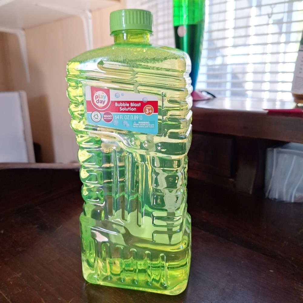 Bubble Blast Solution. By Play Day. Set Of 2