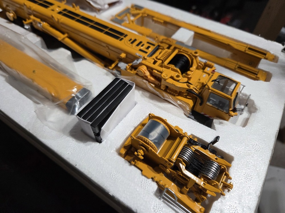1/50 WSI Liebherr LTM1500