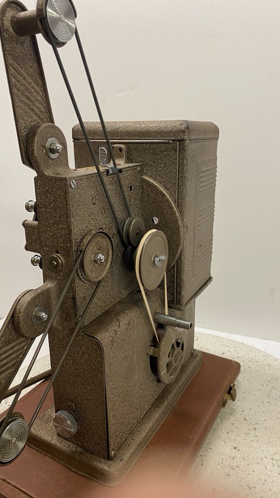 Antique 8mm Keystone Eighty Projector Tested W/Carrying Case