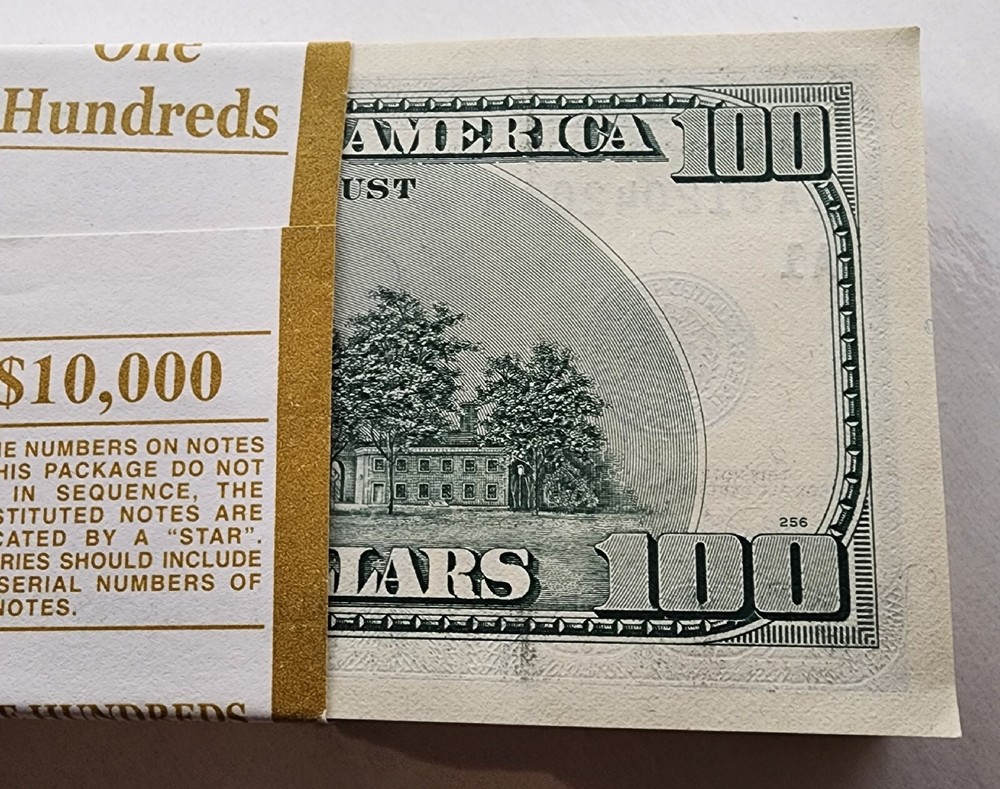 (1 Bill) 2006 Series UNCIRCULATED SEQUENTIAL $100 Dollar Bill From BEP Brick