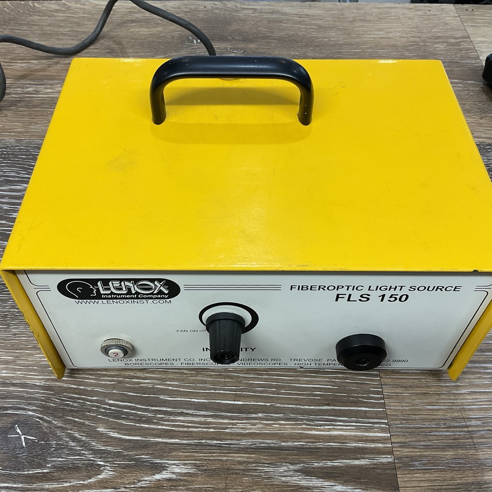 Lenox Instrument Fiberoptic Light Source