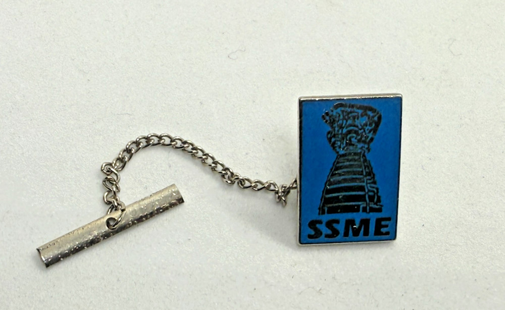 Rocketdyne SSME Enamel Space Shuttle Main Engine Lapel Pin