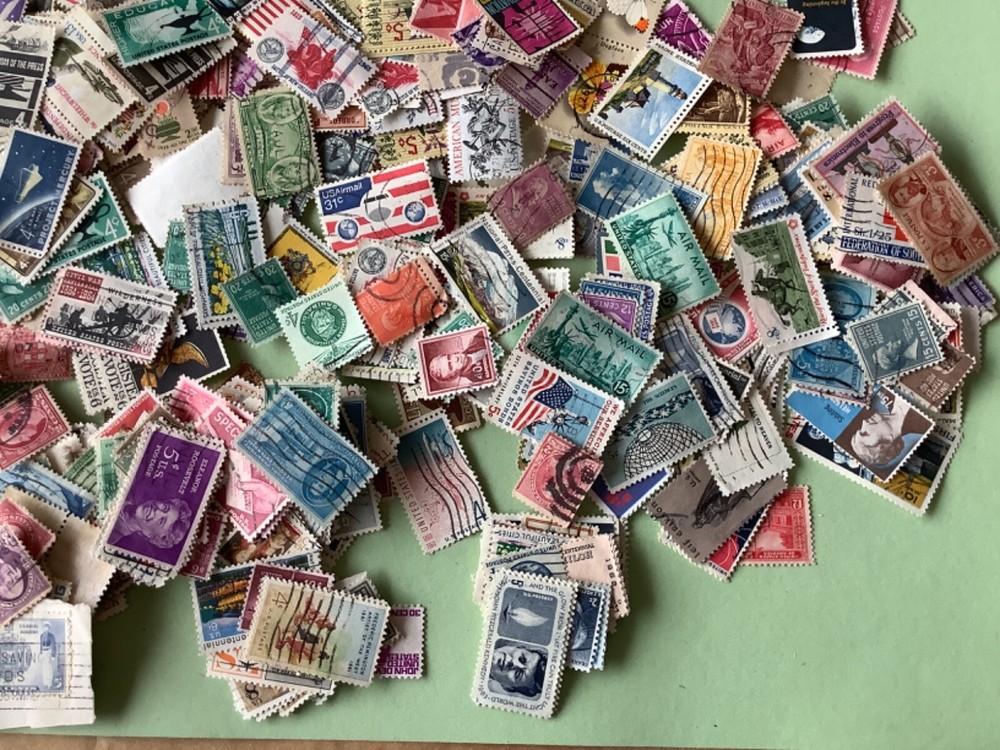United States stamps approx 100s items Ref A2243