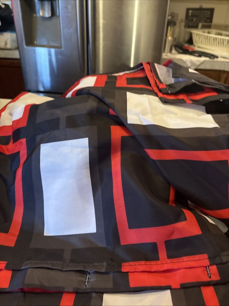 Bathroom Set Lot: Black Red And Grey Great Shape
